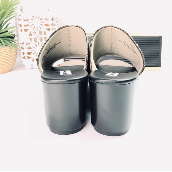 Karl Lagerfeld Paris Lyric Slide Sandals - Picture 5 of 8